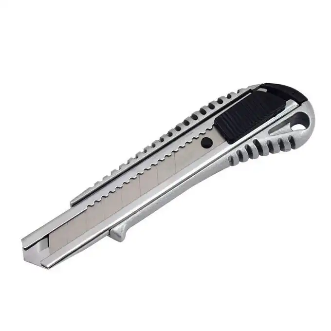 Nóż łamany do tapet 18MM solidny!