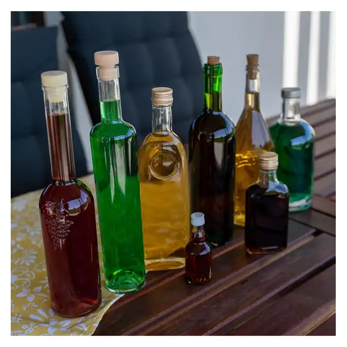 Butelka, piersiówka na nalewki + zakrętka 200ml 10 szt.