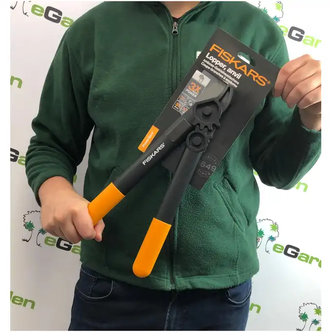 Sekator kowadełkowy Fiskars PowerGear S L31