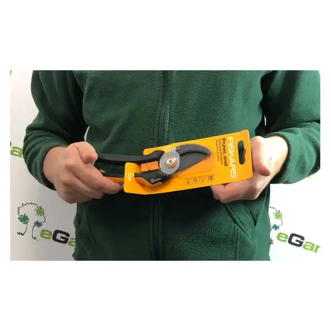 Sekator kowadełkowy Fiskars Solid&amp;#x2122; P361